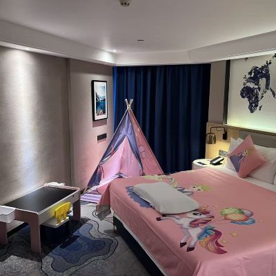 樂玩心球親子大床房 凱里亞德酒店（中山科技大學店）優惠