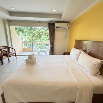 Superior Double Room with Balcony Twin Palms Resort (SHA Extra Plus) Promo Code