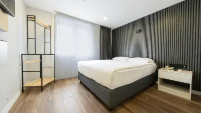 Legend Tulip Hotel Ξενοδοχεία στην πόλη 