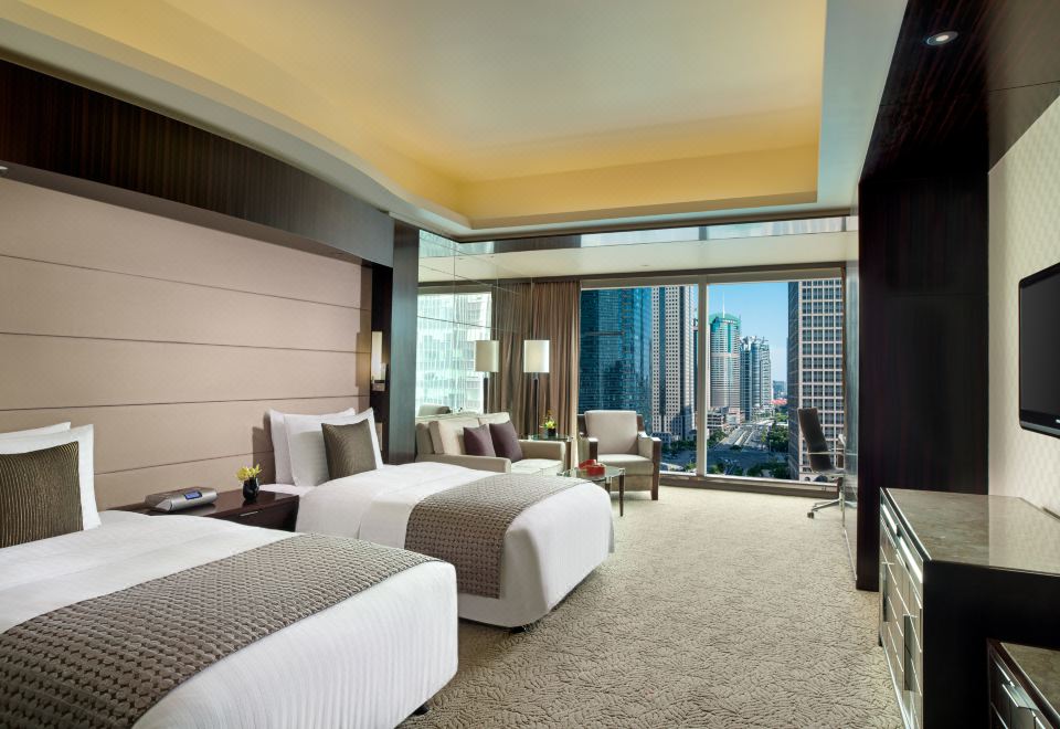 豪华行政城景双床房