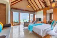 Furaveri Maldives Hotel a 
