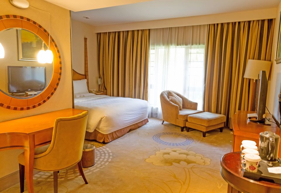 地中海溫泉別墅三房（含私家湯池）