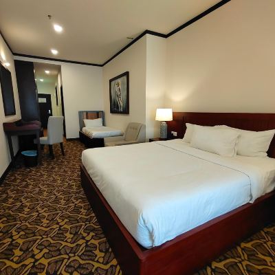 Bilik Bertiga Deluxe Kupon Riviera Suites Melaka