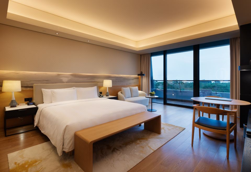 LN Garden Hotel Guangzhou NanshaGarden Executive Room - Sea-View (Double Bed)