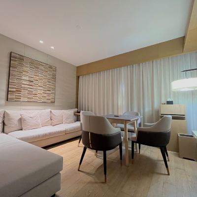 摜蛋套房（獨立打牌區域） 杭州逸飯店優惠