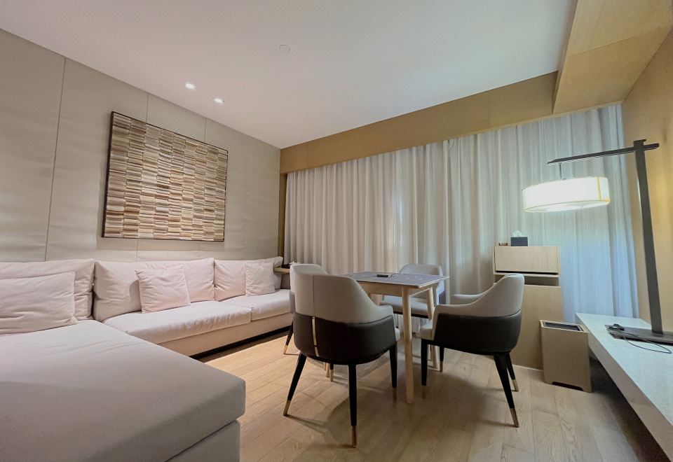 掼蛋套房（独立打牌区域）