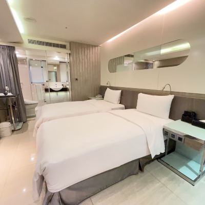 經典雙床房 台北峻美精品商旅｜自助入住優惠