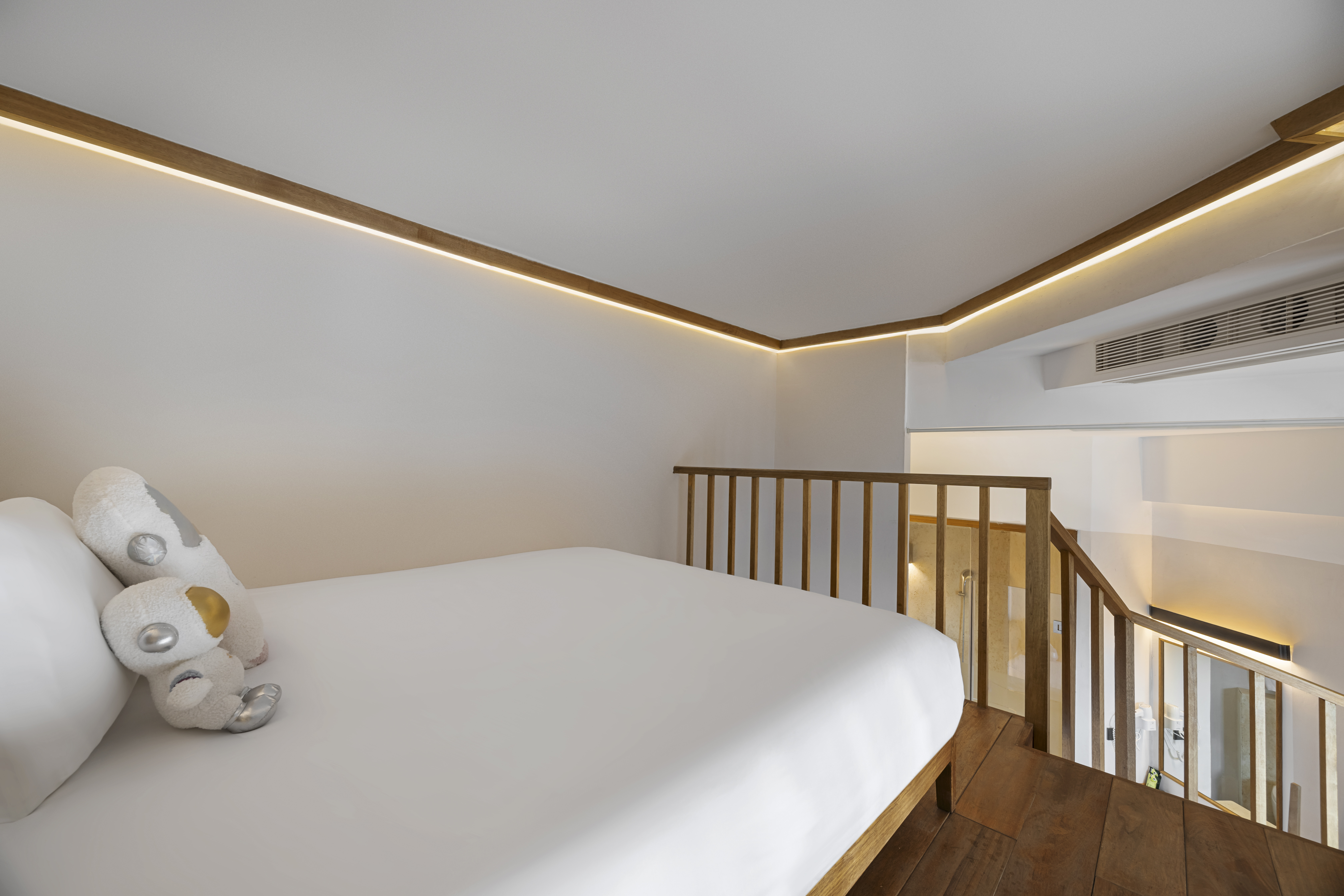 花园复式家庭套房（动静分区+高品质沙发）