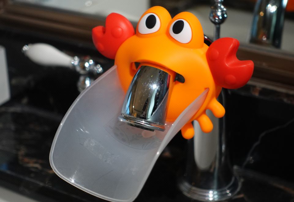 瑞吉尊贵豪华HAPE火车大世界主题玩具亲子客房