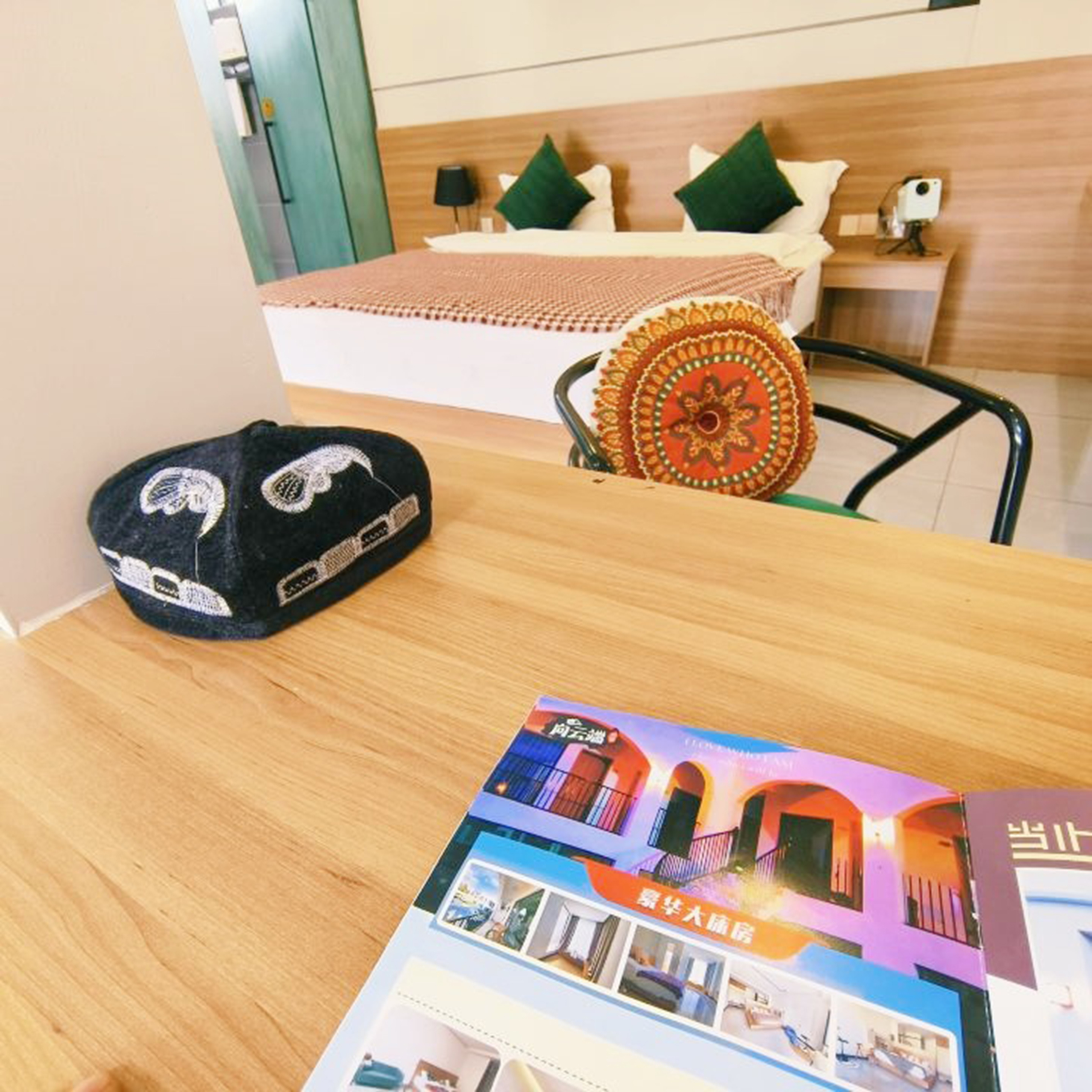 云烟豪华大床房（独立空调）