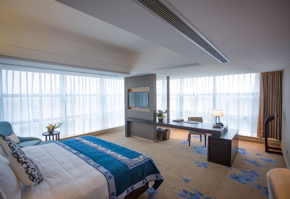 Gloria Grand Hotel JishouNo-smoking Business Suite