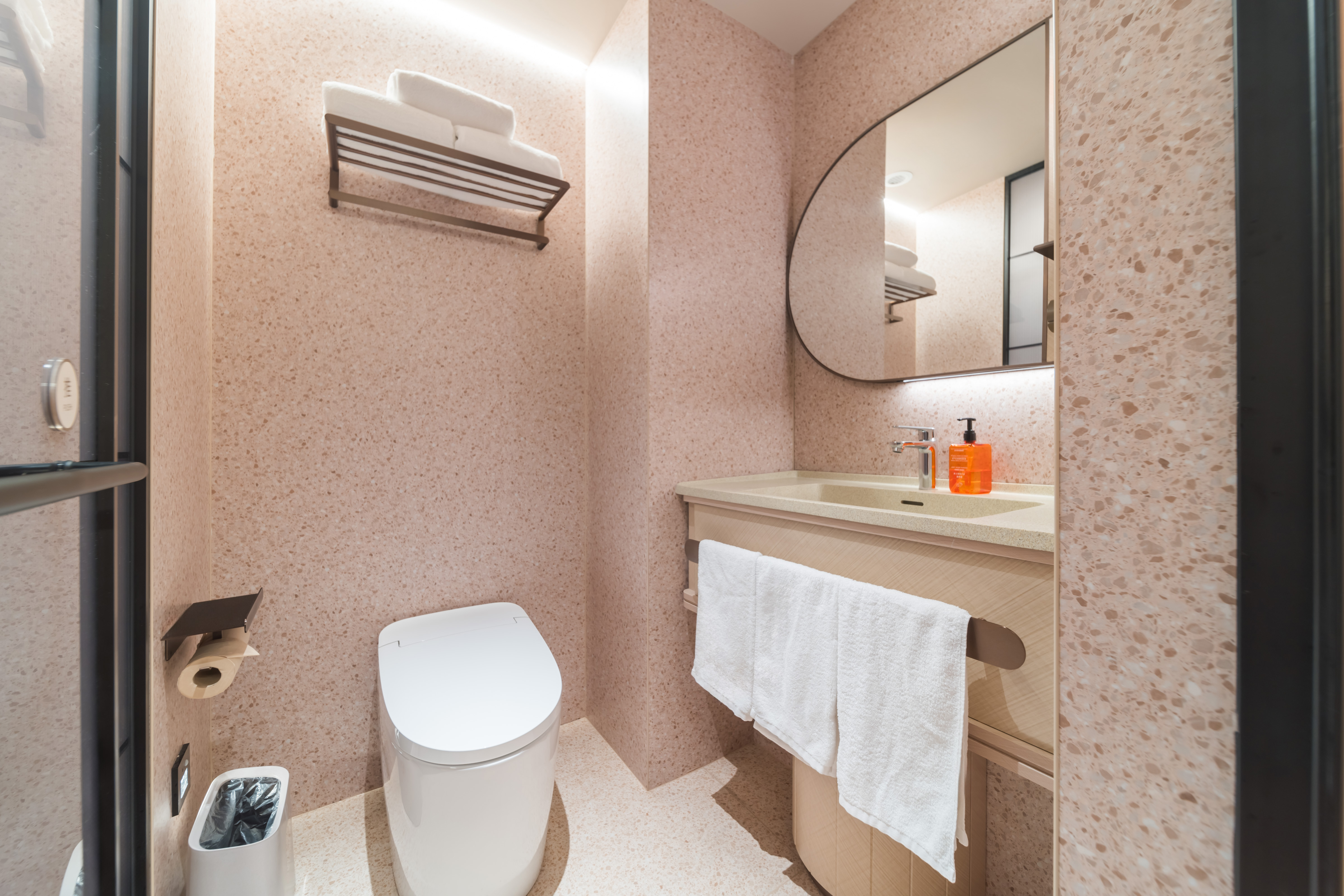 親子房（小冰箱+智能客控+電視投屏）