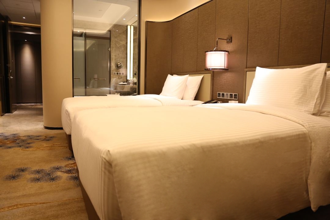 Wanda Realm Tai'an豪华行政双床房（欢乐时光+俯瞰城市美景+独立浴缸）