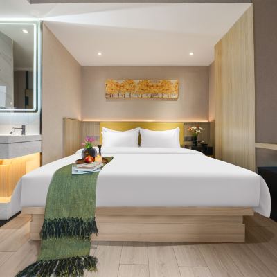 山城霧都大床房【巨幕落地窗+觸屏洗妝鏡】 V9智能藝術飯店（重慶北站店）優惠