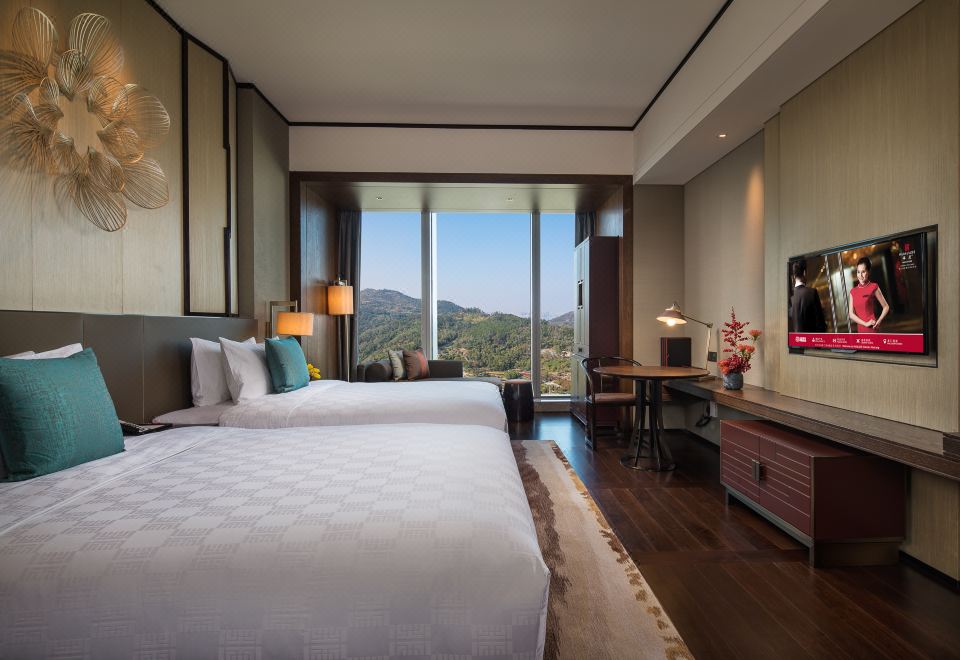 HUALUXE Xiamen HaicangElegant 2-bed Room