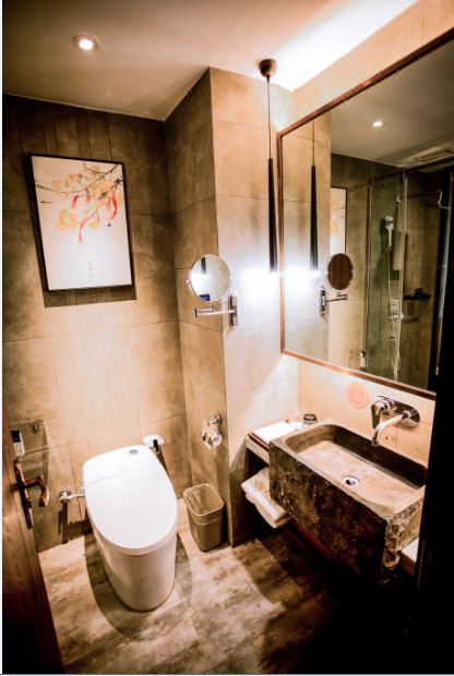 Huang Character Number One-Elegant Double Bed Room