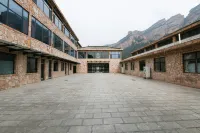 Huangyadong Training Center Bolongshanzhuang Hotel