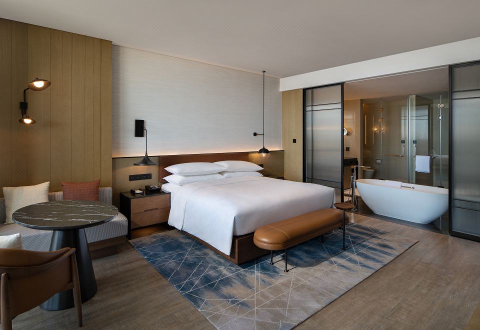 Sheraton Ningbo Xiangshan ResortPremier Ocean View Suite