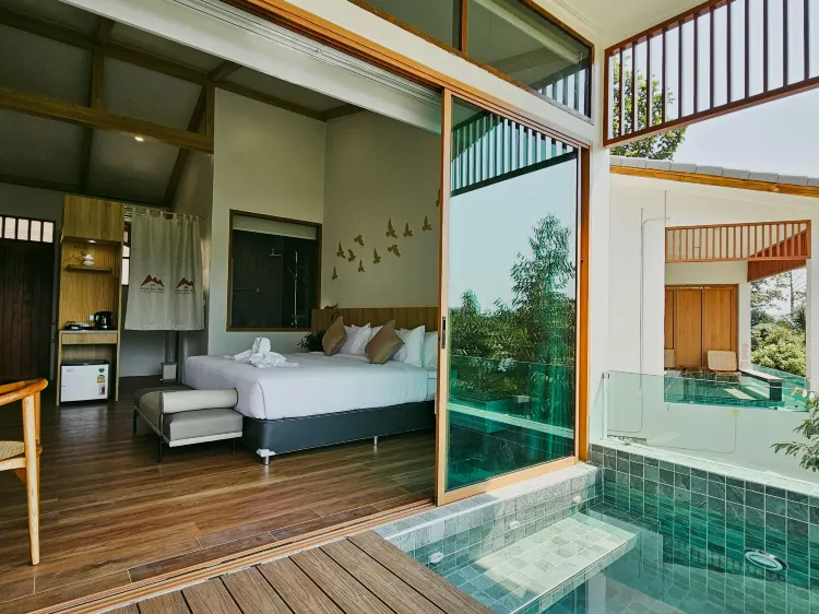 ห้องดีลักซ์จากุชชี่