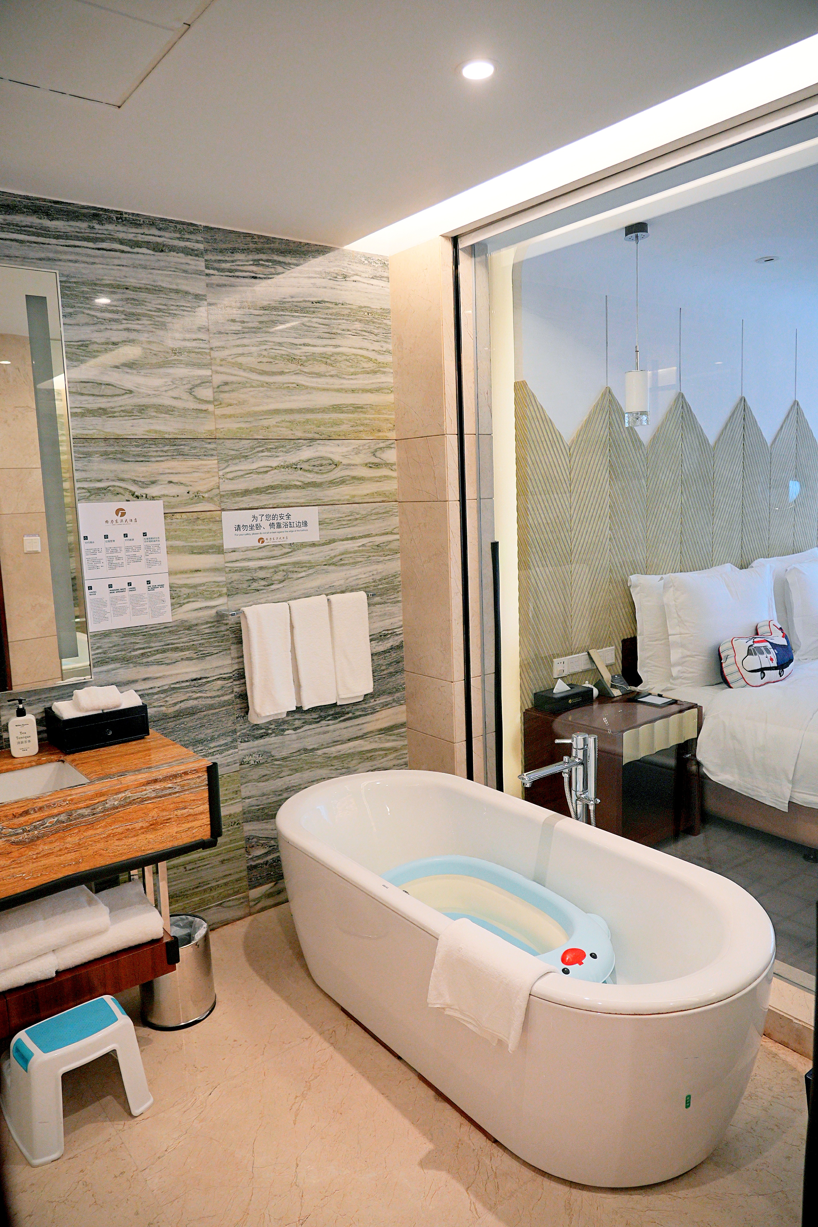 东澳仔仔机长房