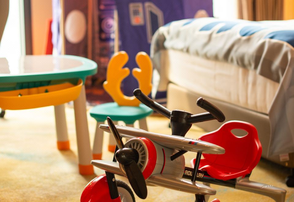 超級飛俠主題雙床房