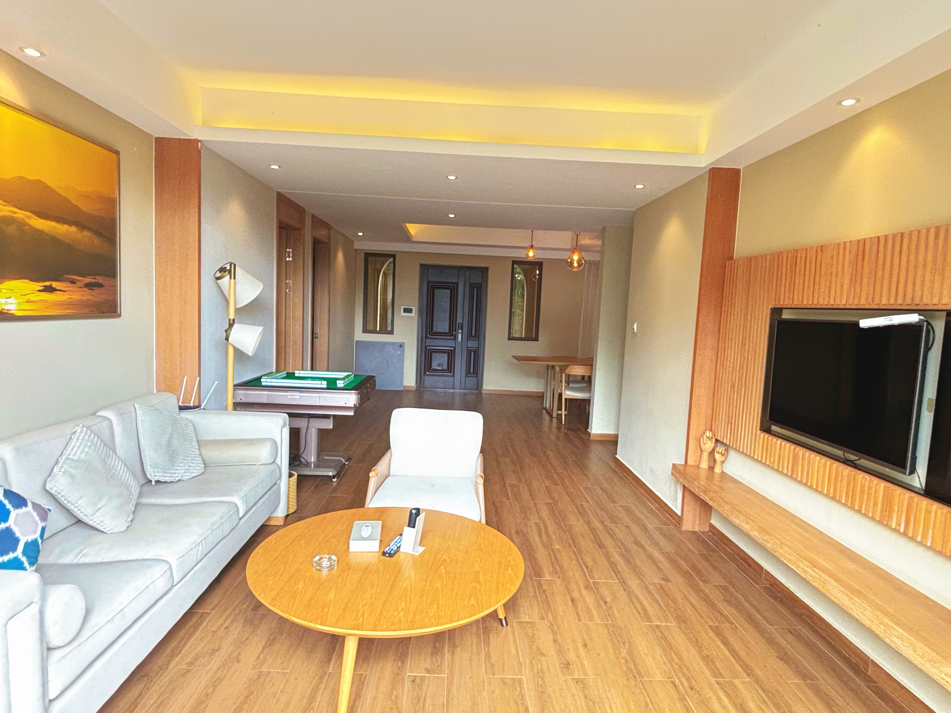 豪华花园三室套房B（花园+麻将机+浴缸）