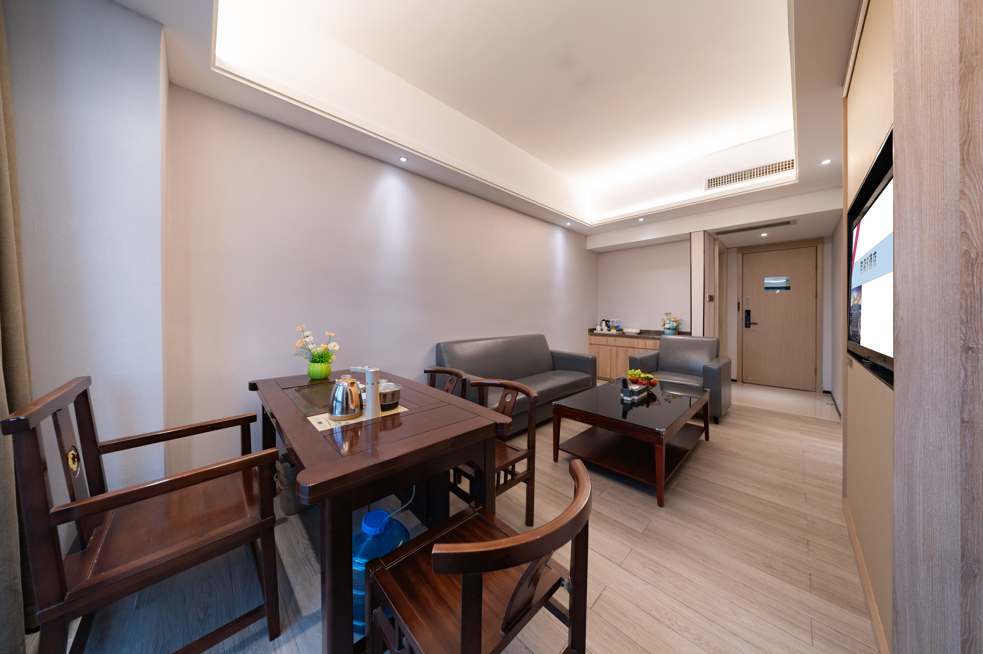 古风·茶韵套房（办公桌椅+潮汕功夫茶具）