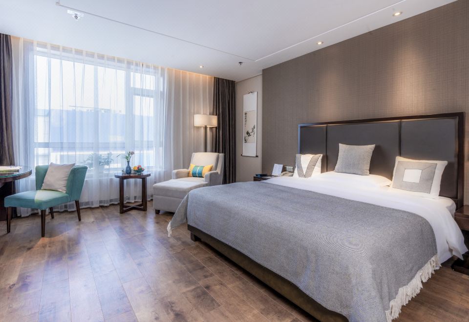 花園行政大床房（冰箱+詩意空間+多款枕頭）