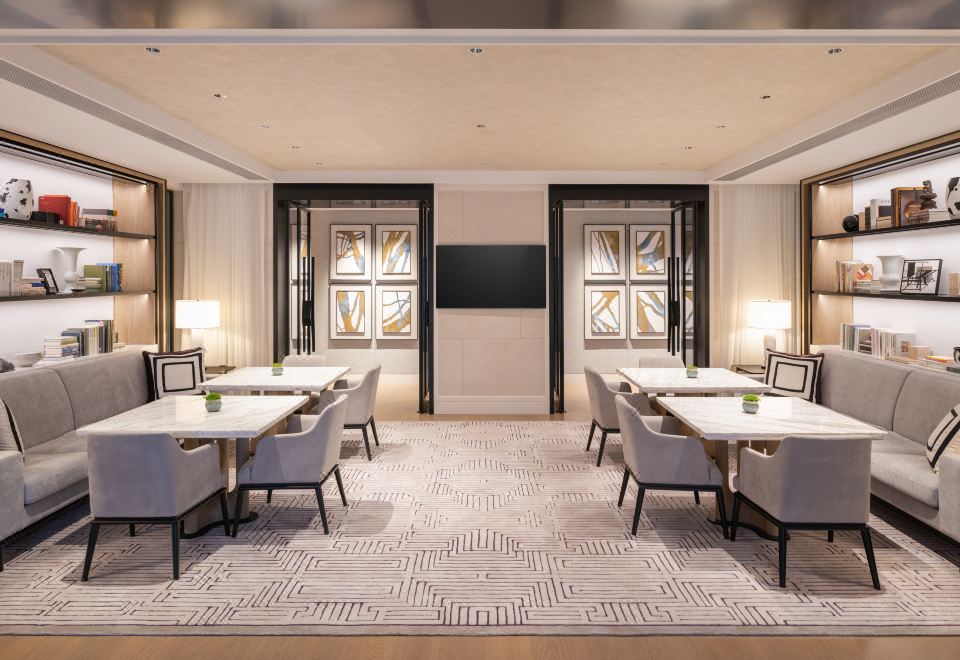 The Ritz-Carlton, SuzhouClub Deluxe Suite, City View, King Bed