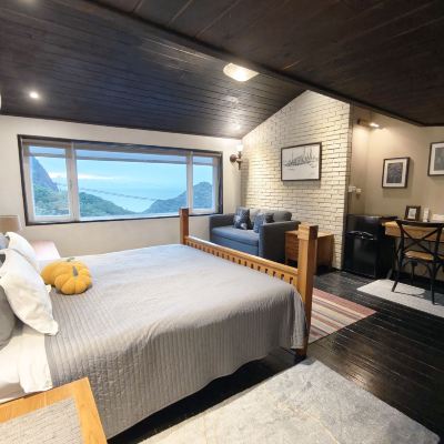 摩登雙人房(可加沙發床) 九份我們的家187民宿優惠