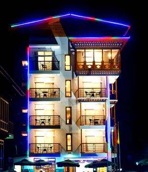 โรงแรม อูเกียน