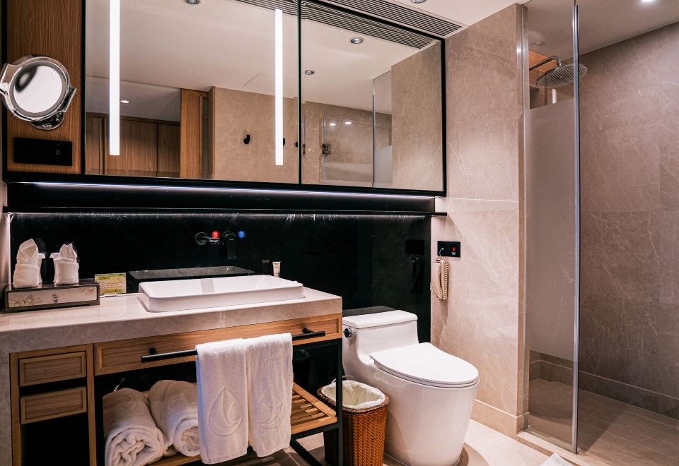 高级流溪河畔大床房?新装简欧风&一线山河景观