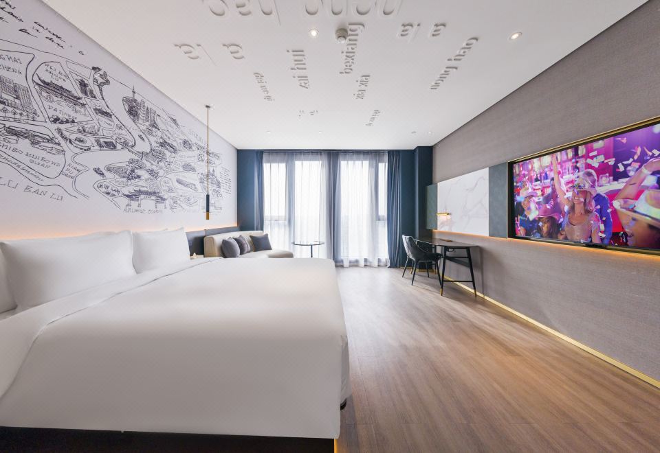 欢阁大床房（手机投屏+小冰箱）