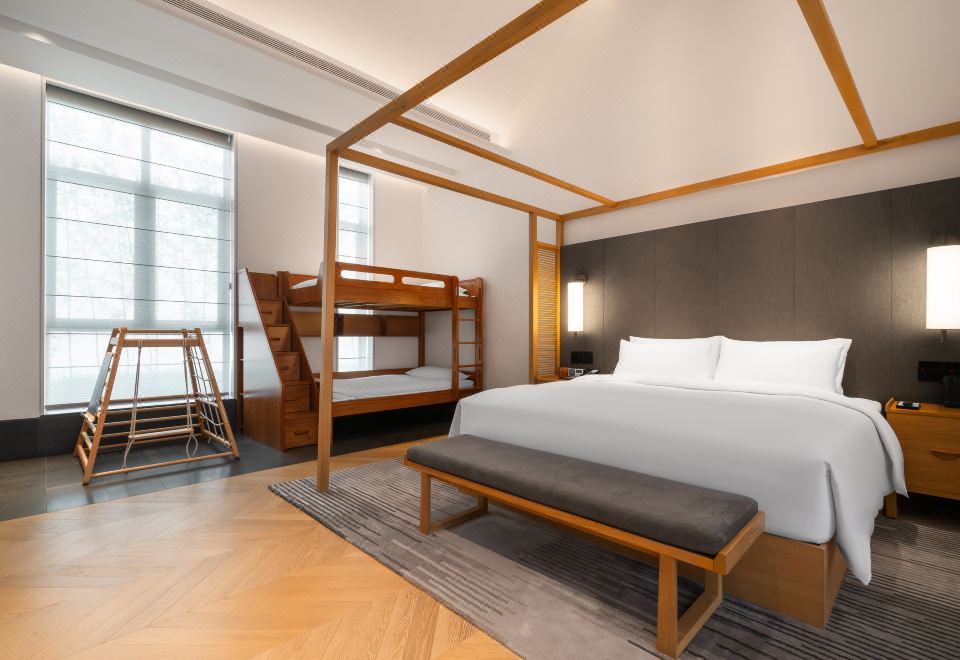 璞艺·乐享家庭房