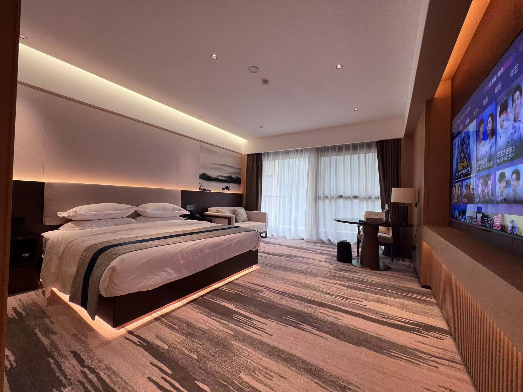 行政大床房（TOTO衞浴+小度语控+乳胶睡枕+保险箱）