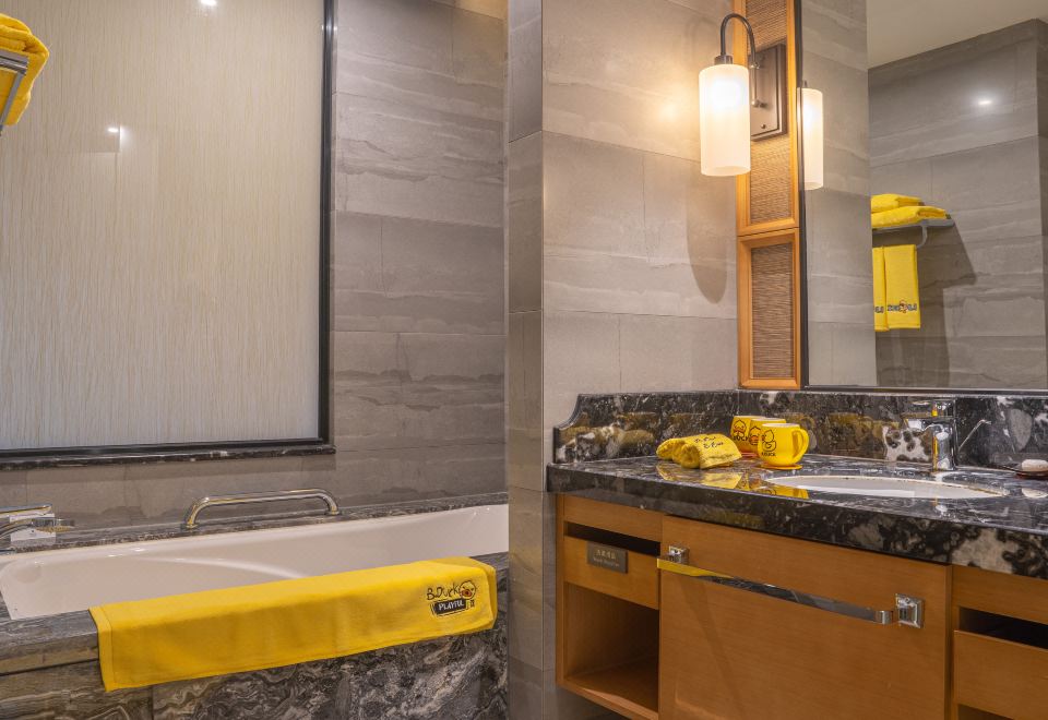 馨悦楼小黄鸭亲子房（新楼）