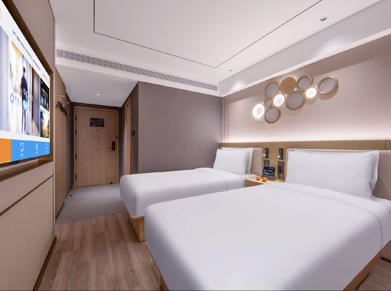 商务双床房+金可儿床垫+智能客控+迷你冰箱+电视投屏