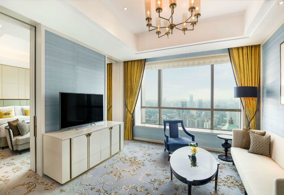 The St. Regis Shanghai JinganThe Manor Executive Suite