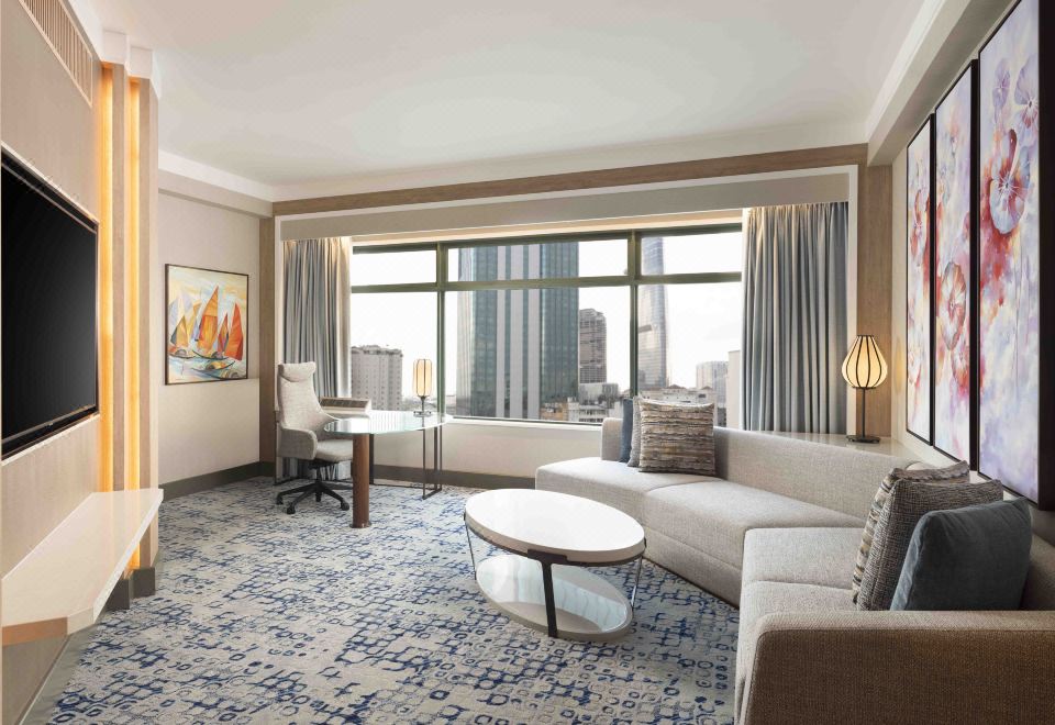 Sheraton Saigon Grand Opera HotelClub Lounge Access, Larger Suite, 1 King