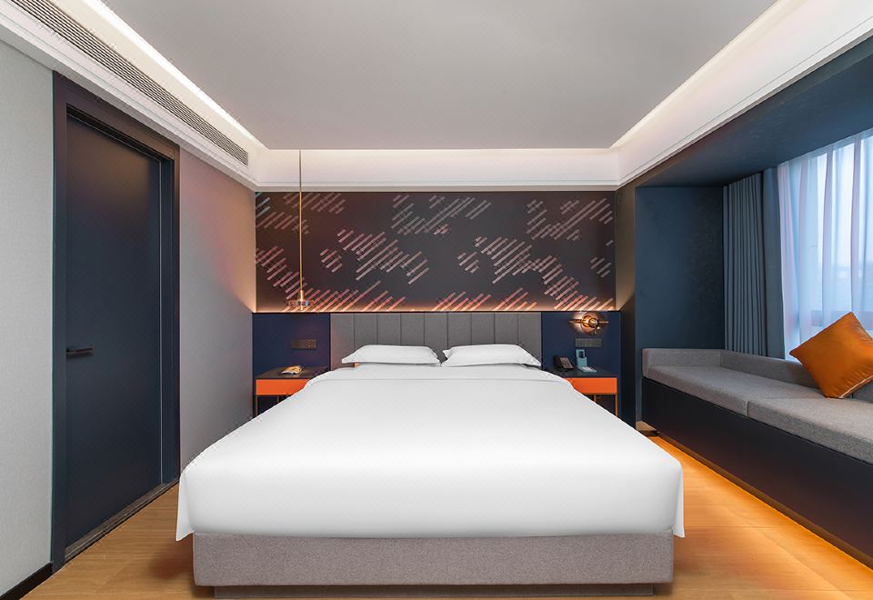 一米阳光大床房（超大飘窗+榻榻米+采光好+智能马桶）