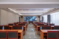 Menghai Boting Hotel (Xishuangbanna Menghai Mengbala International Resort Rainforest Avenue Branch)