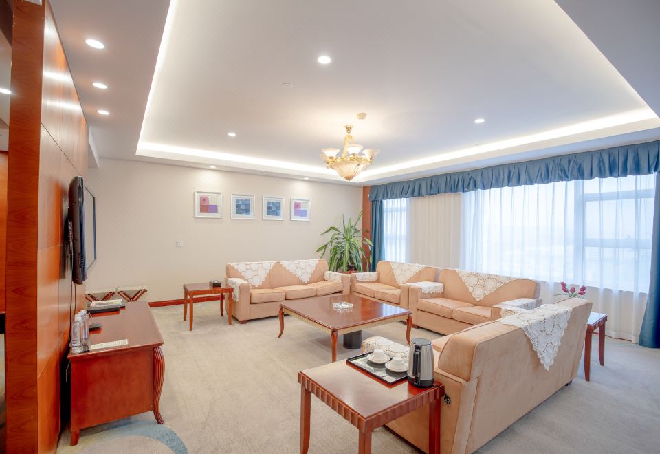 Deluxe Executive Suite