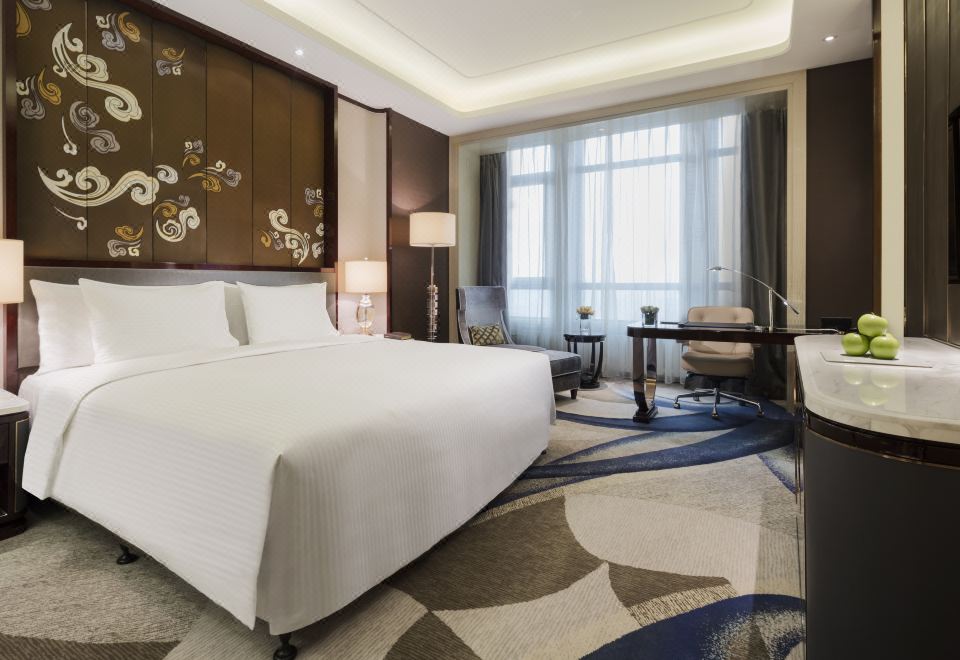 万悦会凤城山水景观大床房