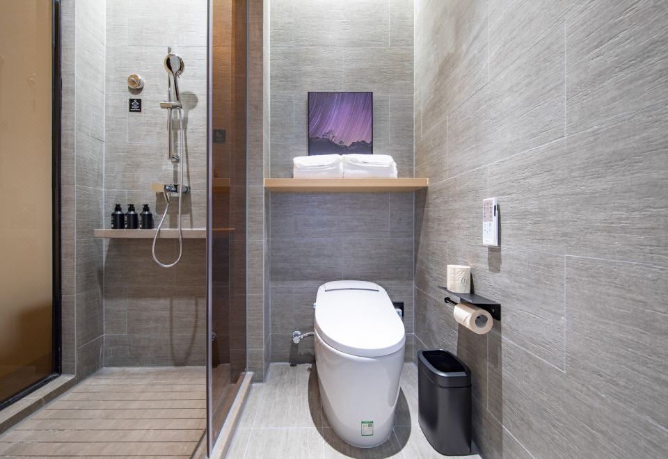 Atour Hotel Guangzhou  Railway South Station Vanke CenterExecutive 2-bed Room