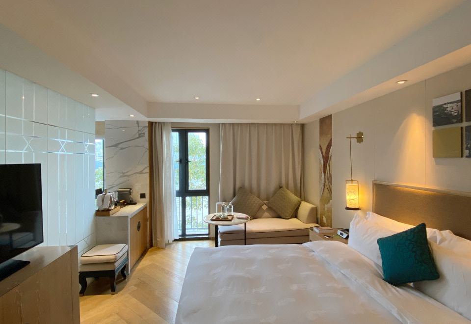 花殿·城景大床房（疗愈高奢洗护品+观景浴缸）