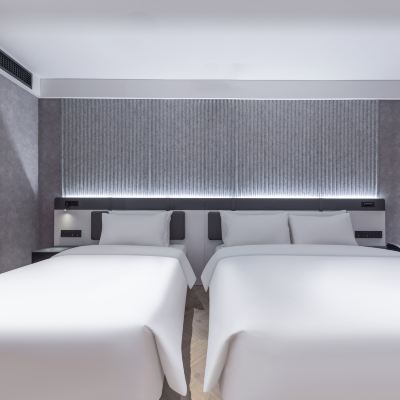 精選家庭房（Mini小冰箱+新風系統+可投屏65寸電視） 福州三坊七巷輕居飯店優惠