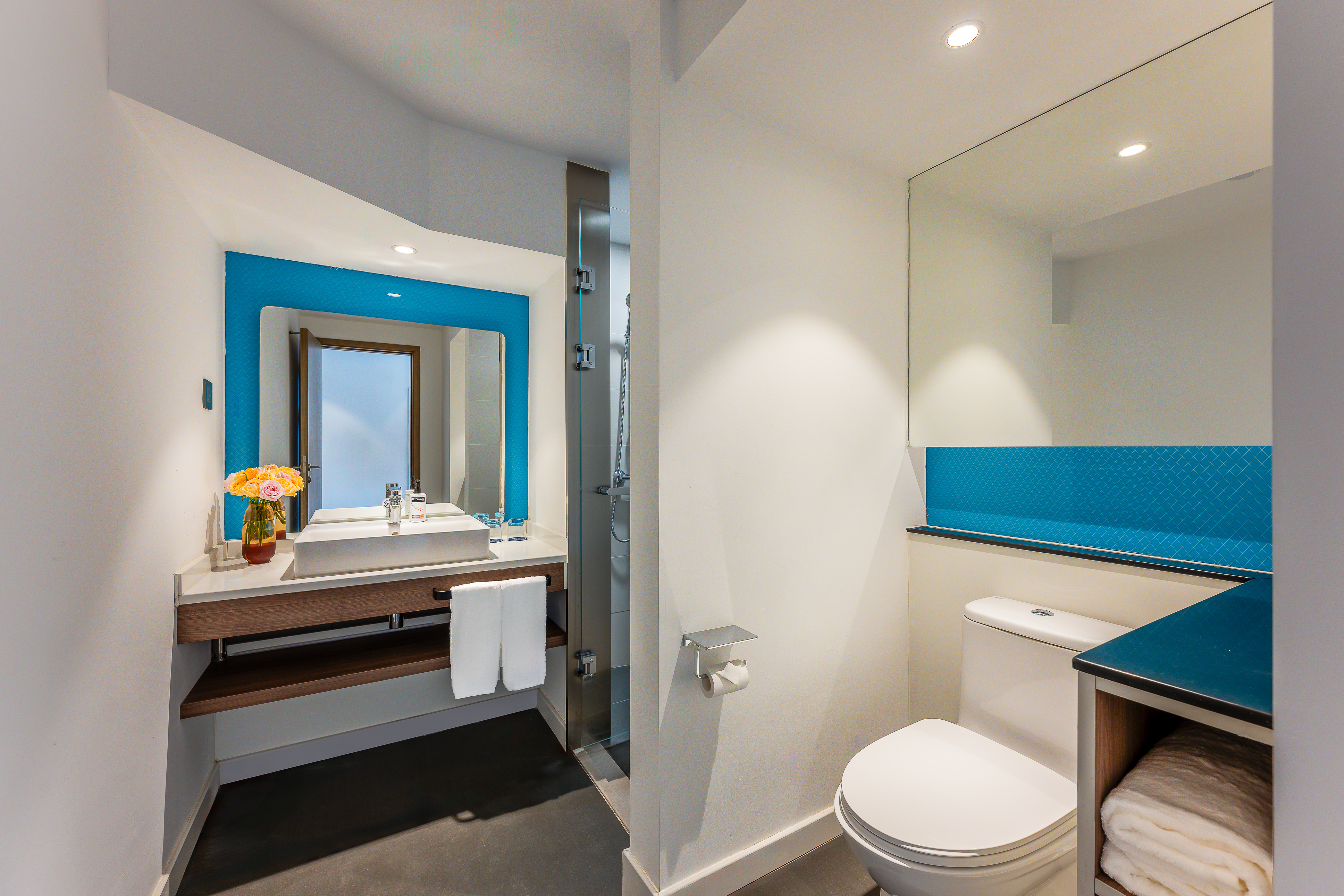 行政小套房[旋转电视+全景落地窗]