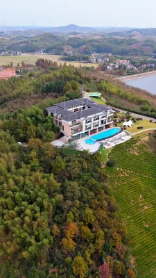 Guangde Swift Valley Luxury Resort