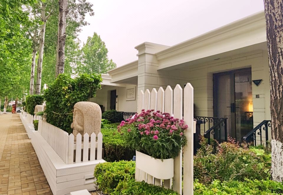 湖畔园景私汤房