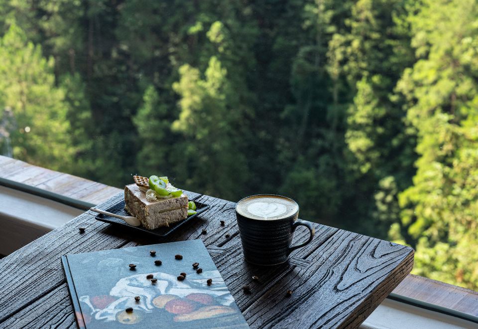 菘蓝.观景大床房-零压床垫︱智能客控︱极米投屏